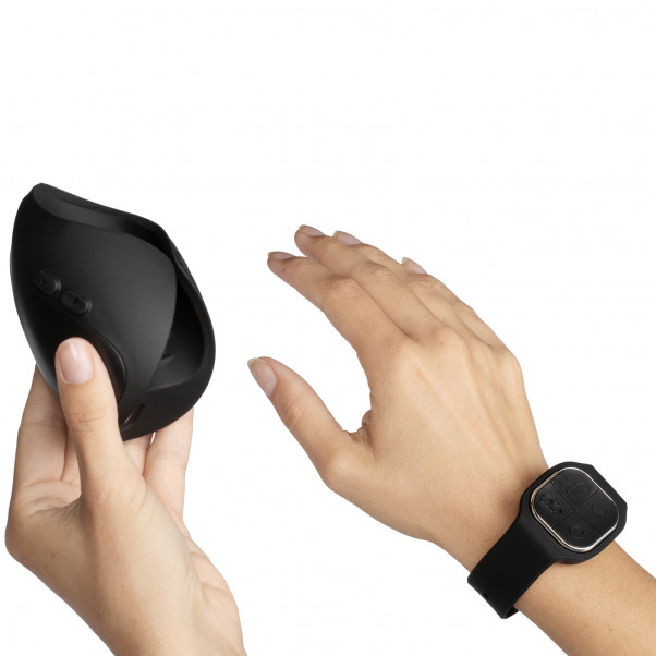 Hot Octopuss Pulse Solo Lux Penisvibrator produkt i hand 50