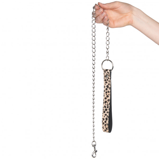 Baseks Leopard Halsband med Kedja Produktbild i hand 50
