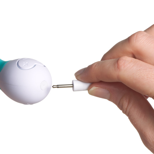 OhMiBod LoveLife Cuddle Mini G-punktvibrator Produktbild i hand 51