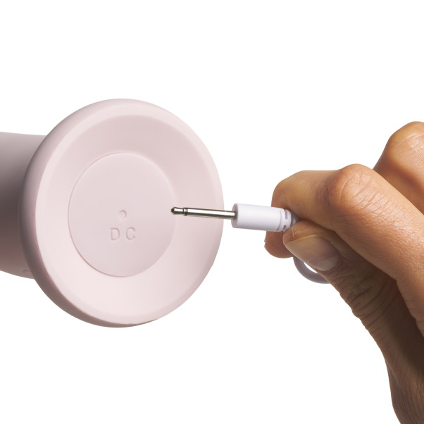 Amaysin Pretty Pleasure Uppladdningsbar Dildovibrator Produktbild i hand 51