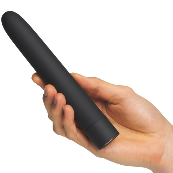 Sinful Sex Toy Starter Kit Box Produktbild i hand 50