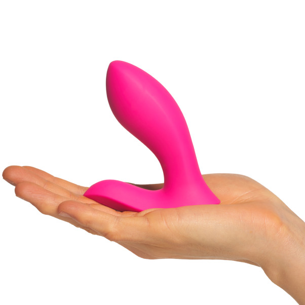 Lovense Flexer Dual Trosvibrator Produktbild i hand 50