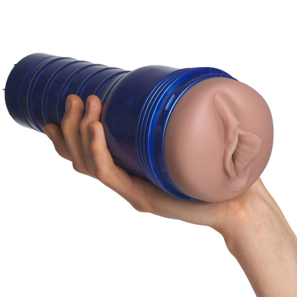 Fleshlight Boost Bang Light Masturbator Produktbild i hand 50
