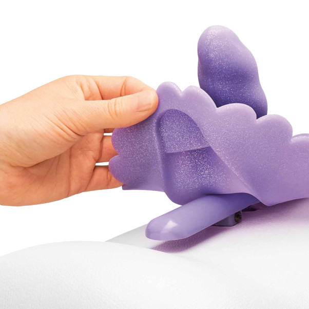 The Cowgirl Unicorn Premium Sexmaskin Produktbild i hand 50