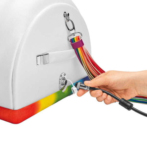 The Cowgirl Unicorn Premium Sexmaskin Produktbild i hand 51