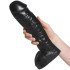 Mister B All Black Karsten Dildo 28 cm Produktbild i hand 50