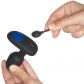 OhMiBod Lumen Appstyrd Vibrerande Analplugg Produktbild i hand 51
