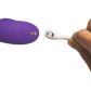 We-Vibe Sync 2 Appstyrd Parvibrator Produktbild i hand 52
